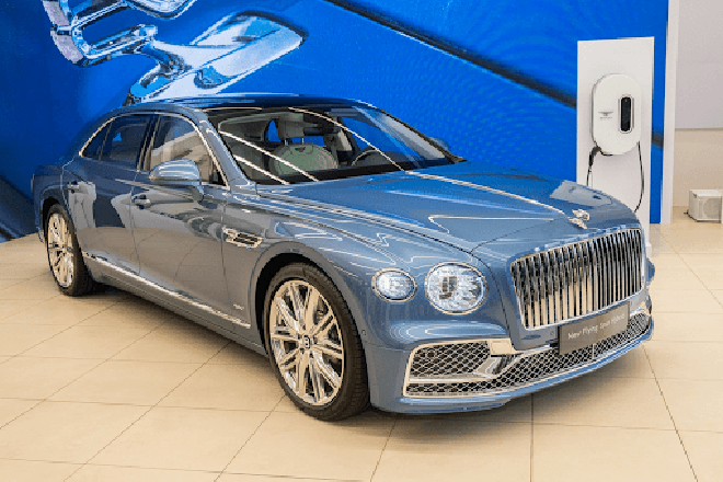 Siêu Phẩm Bentley Flying Spur V8 2021